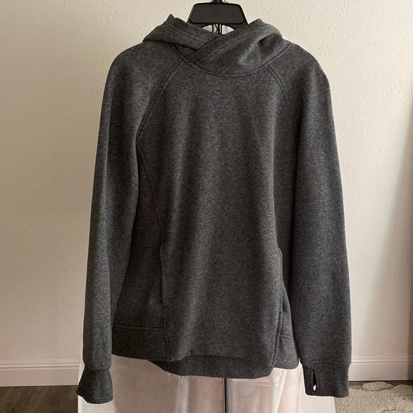 Lululemon Scuba Hoodie - Picture 3 of 8